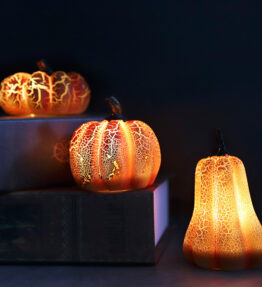 LED Halloween Pumpkin Lantern Simulation Candle Lamp Resin Luminous